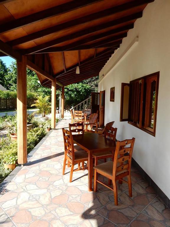 Belle Amie Self Catering Hotel La Digue Exterior photo