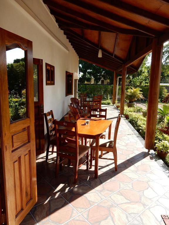 Belle Amie Self Catering Hotel La Digue Exterior photo