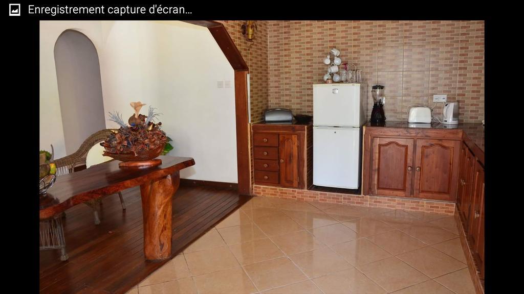 Belle Amie Self Catering Hotel La Digue Exterior photo