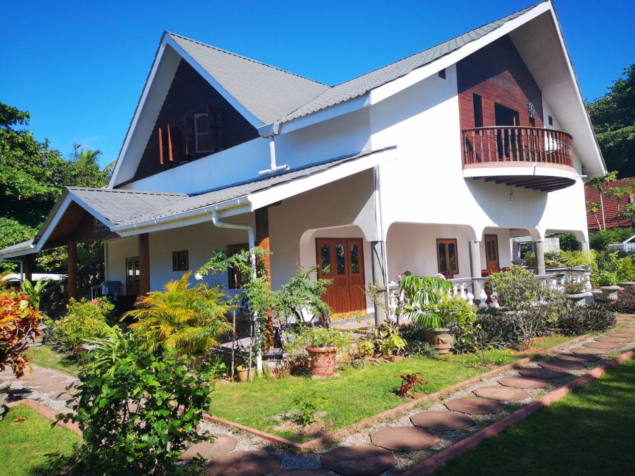 Belle Amie Self Catering Hotel La Digue Exterior photo