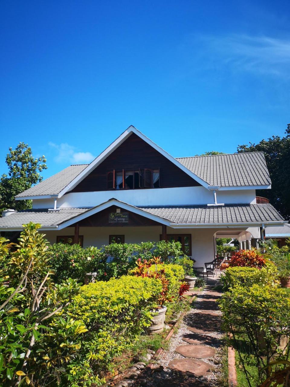 Belle Amie Self Catering Hotel La Digue Exterior photo